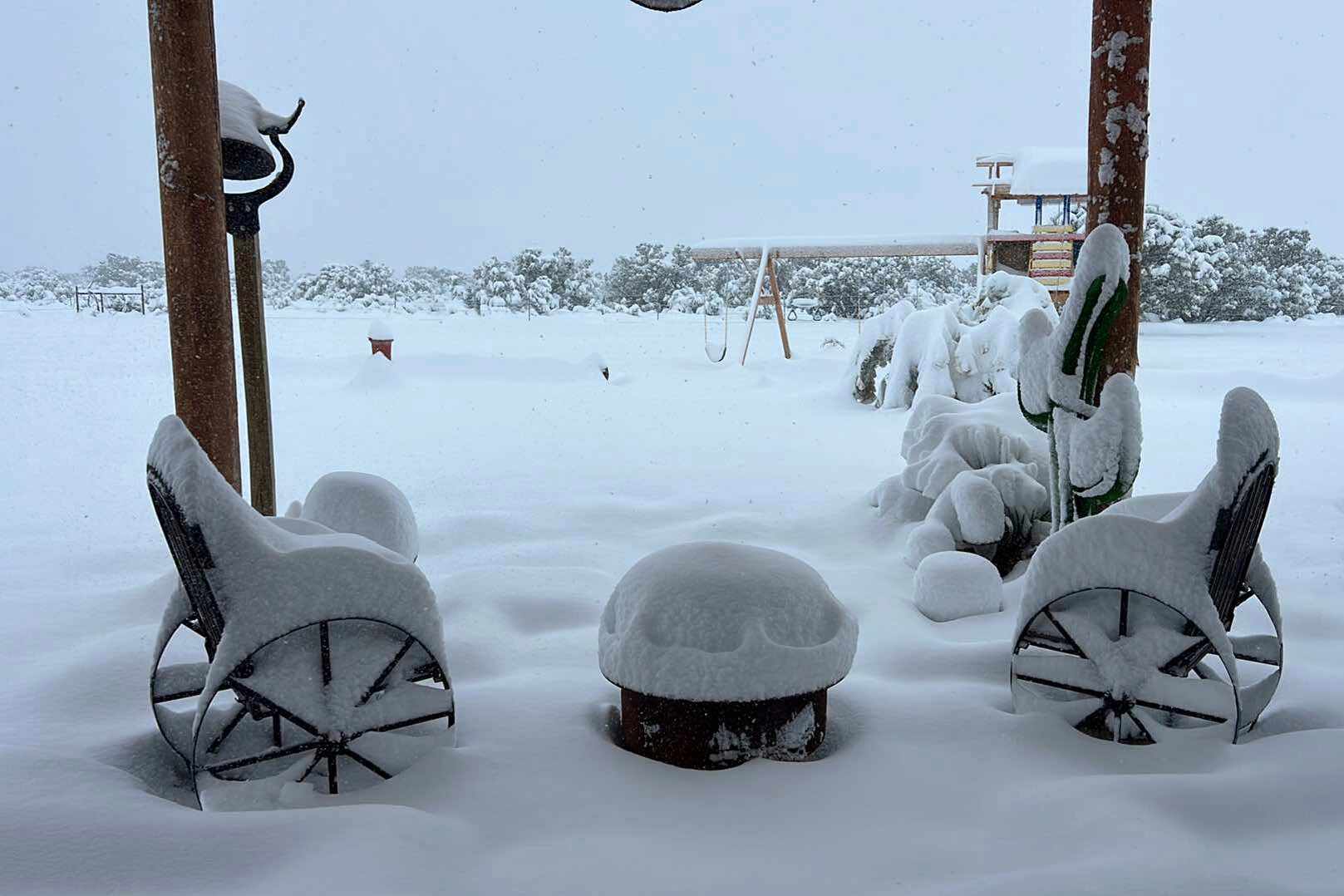 Ten of thousands left without power as winter storm rolls over New